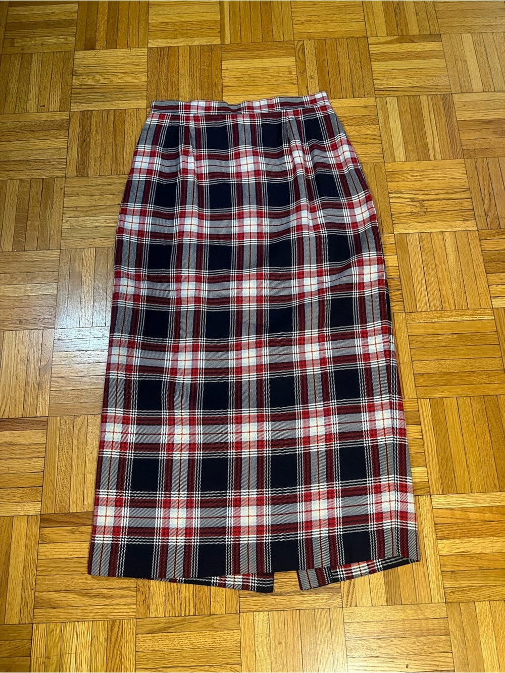 Vintage Plaid Trending Midi Pencil Skirt - Red, Navy Blue & White size 8